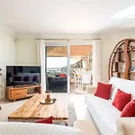 Penthouse Residences Vista Mar With Seaview Апартаменты *