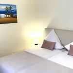 Апартаменты Penthouse Residences Vista Mar With Seaview