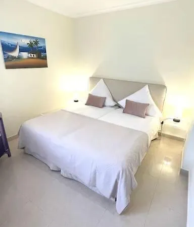Penthouse Residences Vista Mar With Seaview شقة بالم مار